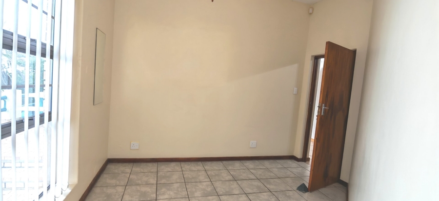 5 Bedroom Property for Sale in Dana Bay Western Cape
